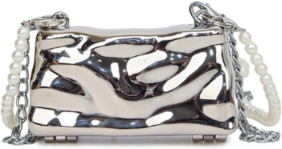 Mini Metal Purse Bag Evening Clutch Purse Square Metal Handbag Pearl Purse Clutch Bag Decorate with Accessories for Women.