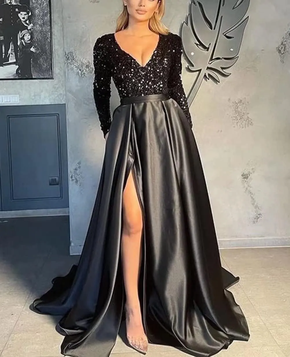 Sequins Long Sleeve Prom Dresses with Pockets Lace up V Neck Side Satin Long Formal Party Gowns